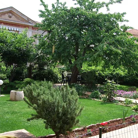 Apartment Margerita &