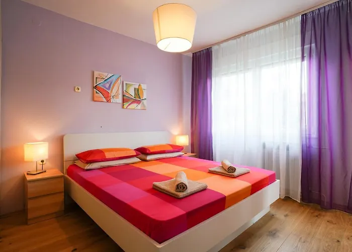 Margerita & 아파트 로비니